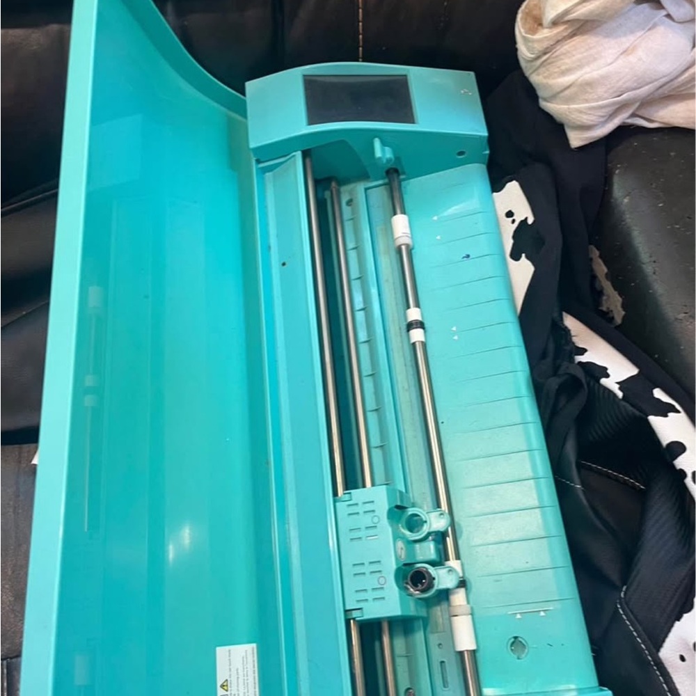 Electronic Cutting Machine - Teal
